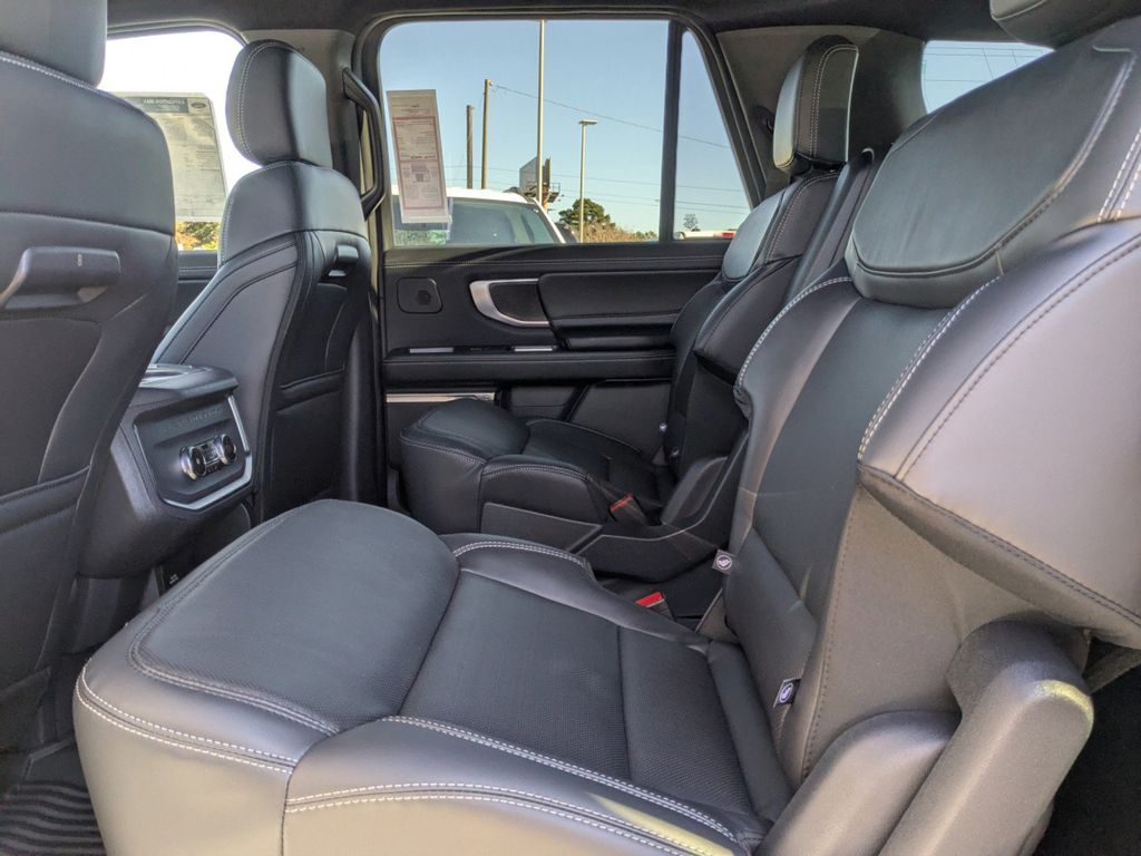 2025 Ford Expedition Platinum MAX