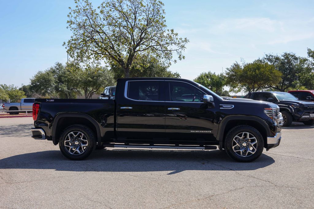 Used 2024 Black GMC SLT image 8