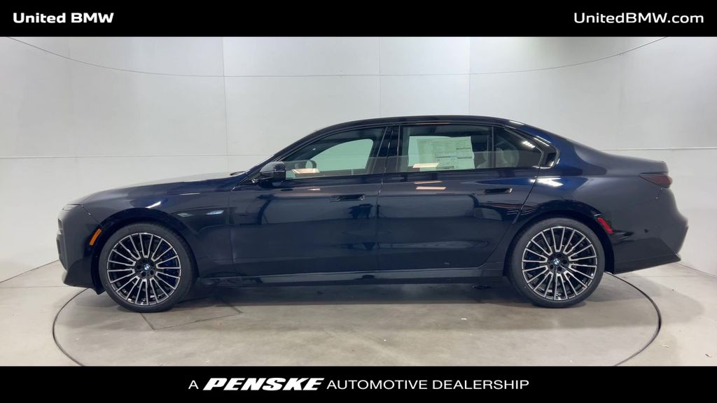 Thumbnail: 2025 BMW 7 Series - 5