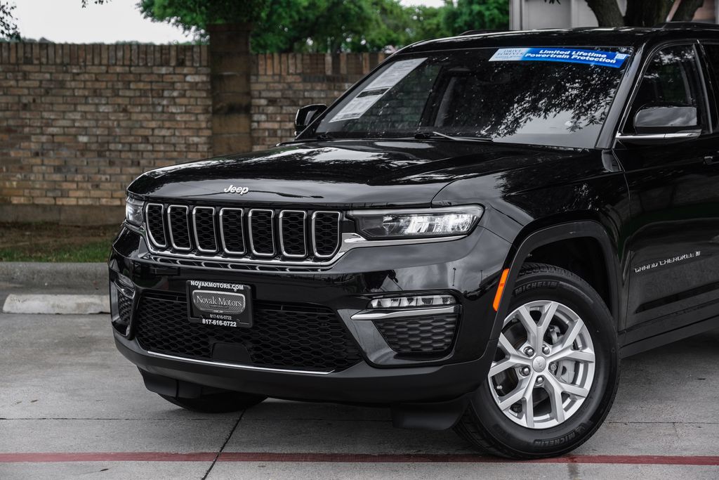 used 2023 Jeep Grand Cherokee car, priced at $34,153