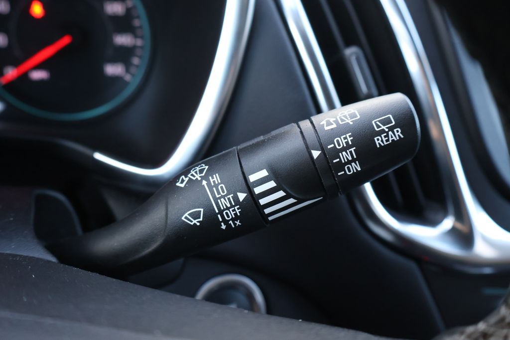 Thumbnail: 2024 Chevrolet Equinox - 21