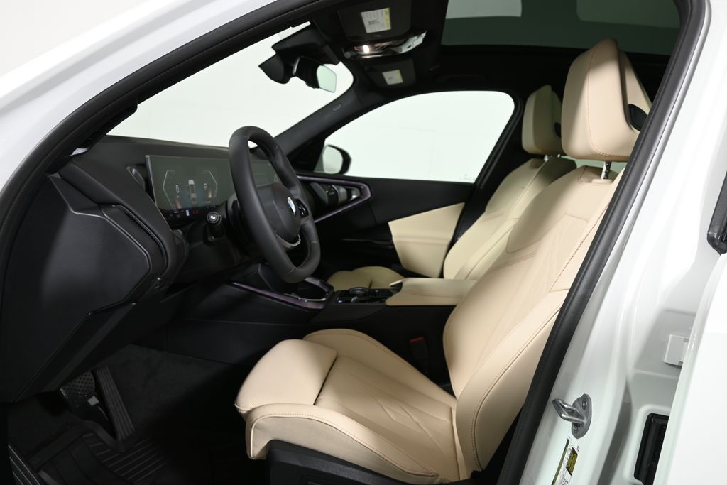 Thumbnail: 2026 BMW X3 - 3