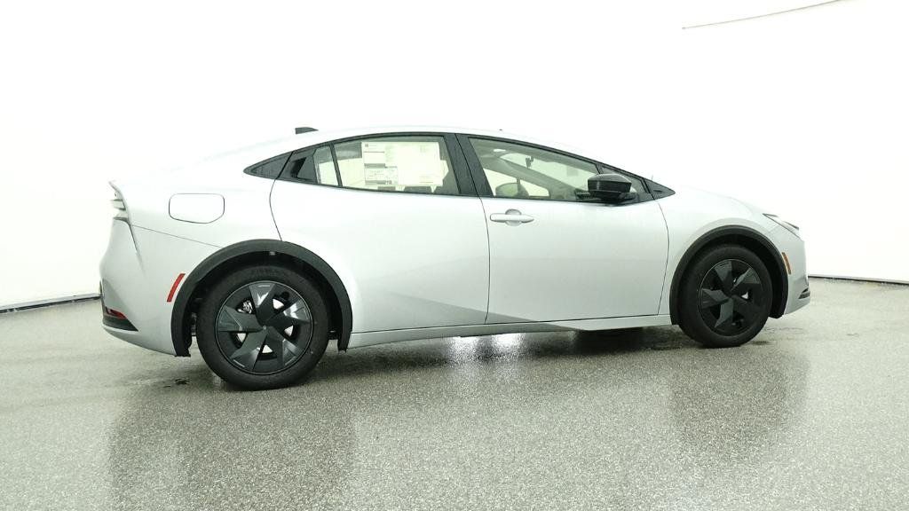 Thumbnail: 2026 Toyota Prius - 29