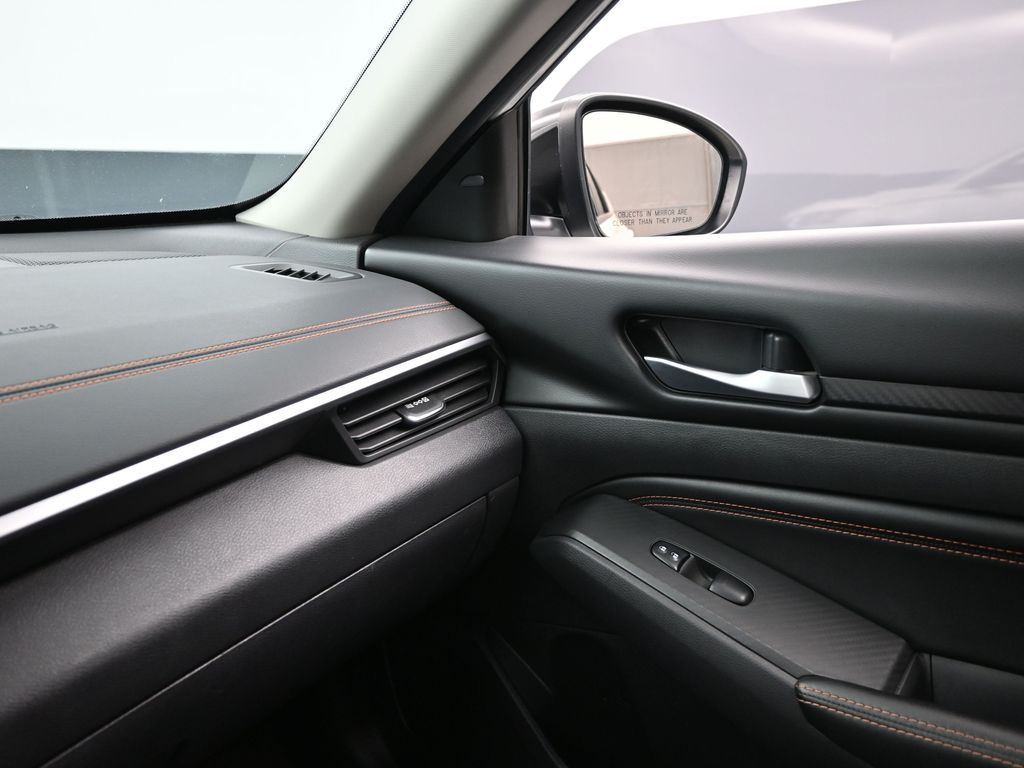2022 Nissan Altima SR Intelligent AWD