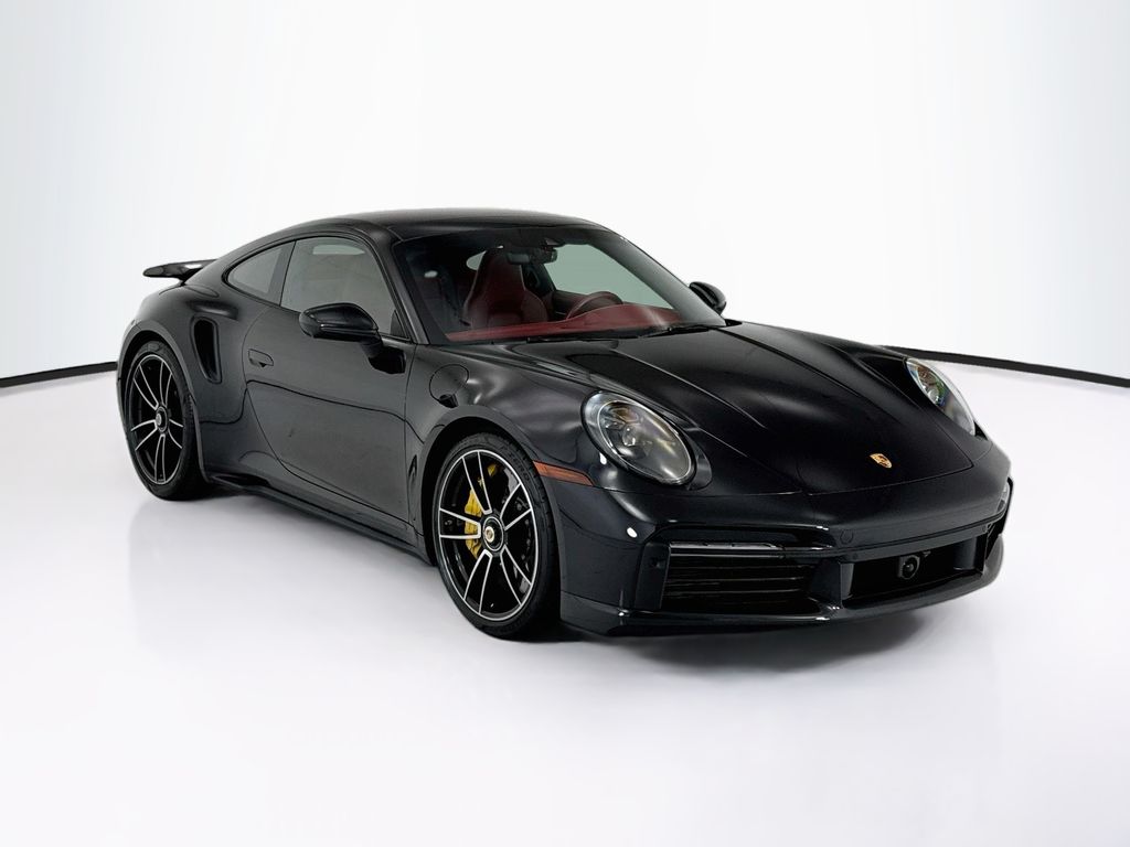 Thumbnail: 2021 Porsche 911 - 9