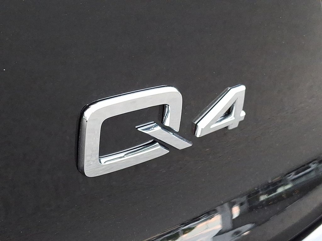 Thumbnail: 2025 Audi Q4 e-tron - 18