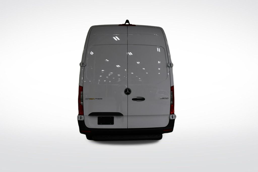 Thumbnail: 2026 Mercedes-Benz Sprinter - 7