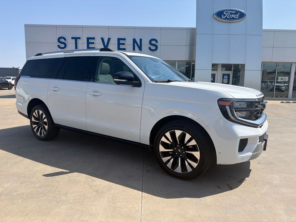 Star White Metallic Tri-Coat 2025 Ford Expedition SUV / Crossover Four-Wheel Drive Automatic