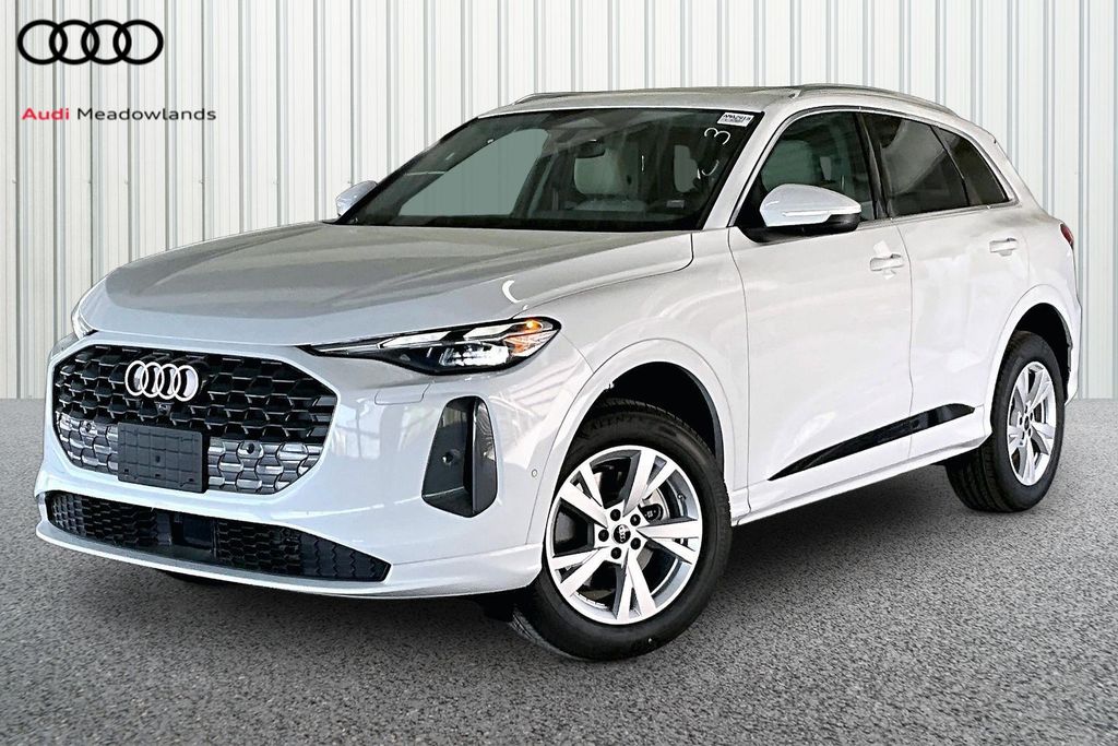 Glacier White Metallic 2026 Audi Q5 SUV / Crossover All-Wheel Drive 7-Speed Automatic