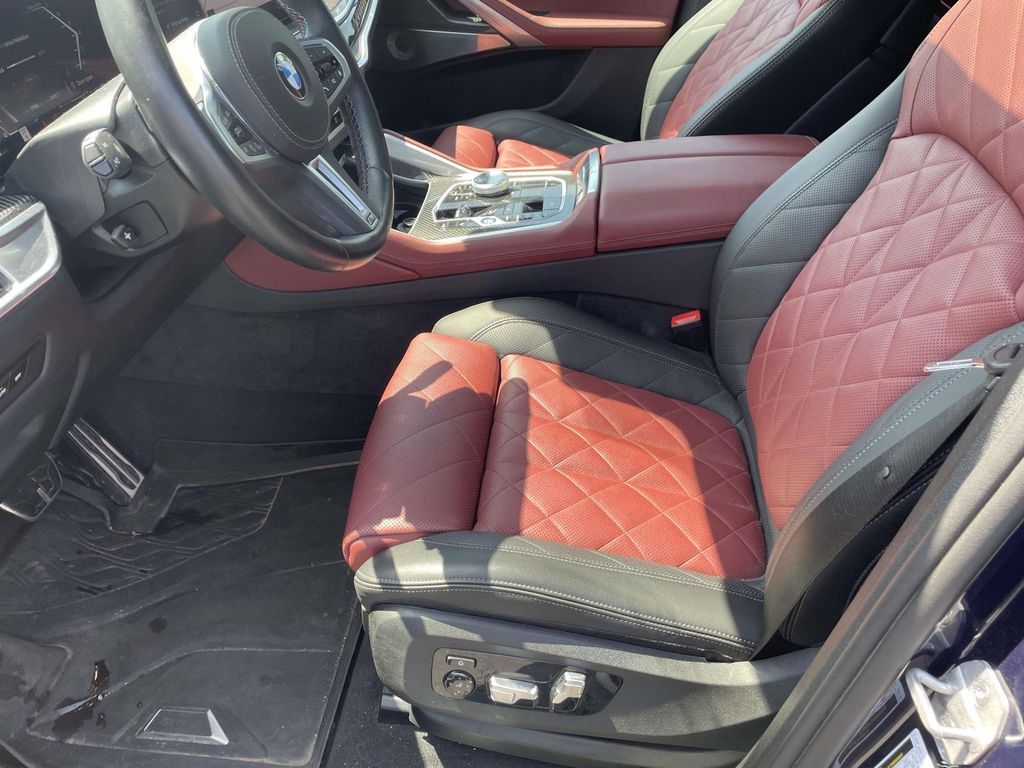 Used 2025 Blue BMW M60i image 14