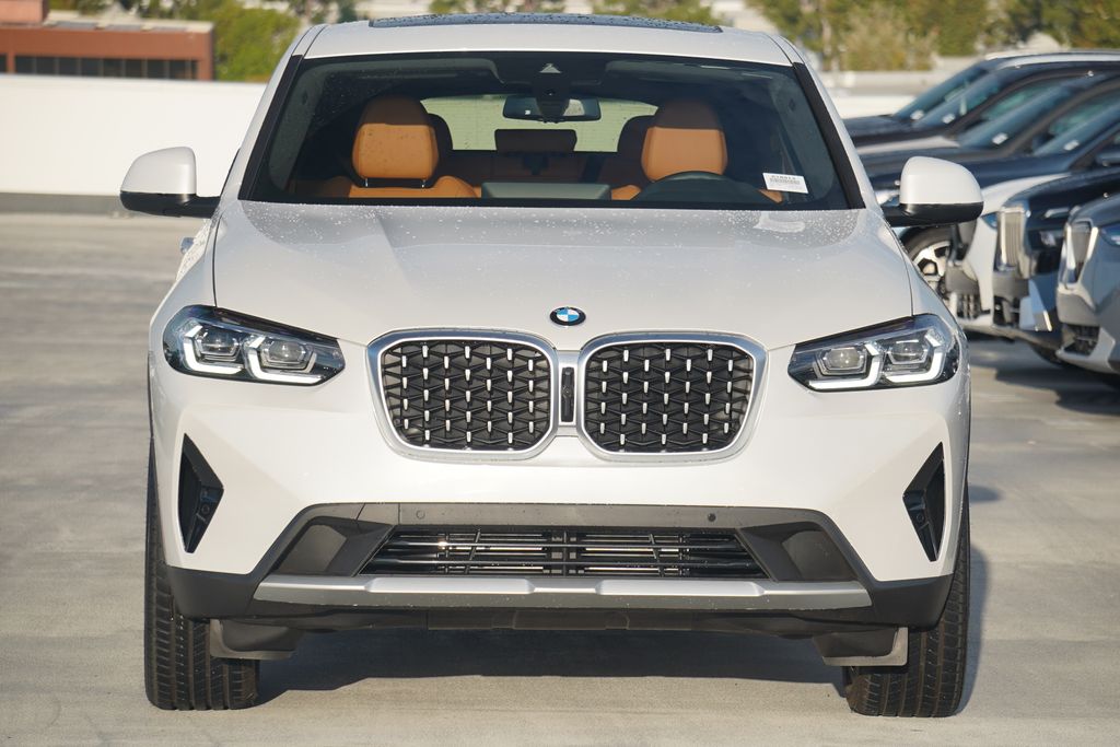 Thumbnail: 2025 BMW X4 - 2