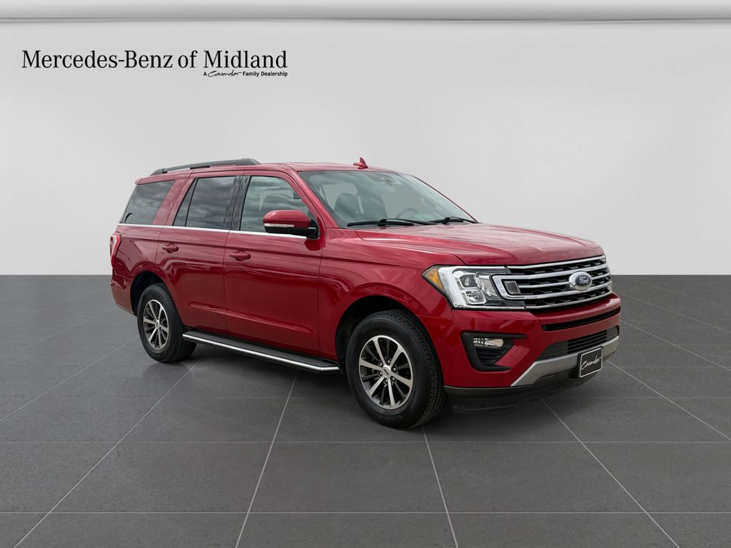 Rapid Red Metallic Tinted Clearcoat 2021 Ford Expedition XLT RWD SUV / Crossover 4X2 Automatic