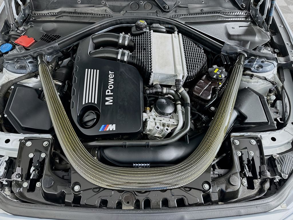 Thumbnail: 2021 BMW M2 - 30