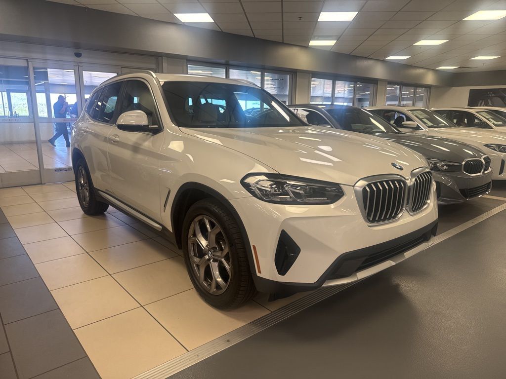 Thumbnail: 2022 BMW X3 - 2
