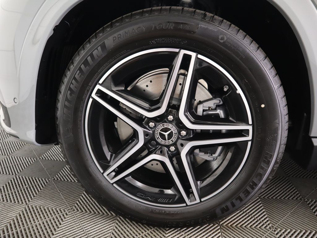 Thumbnail: 2026 Mercedes-Benz GLE - 32