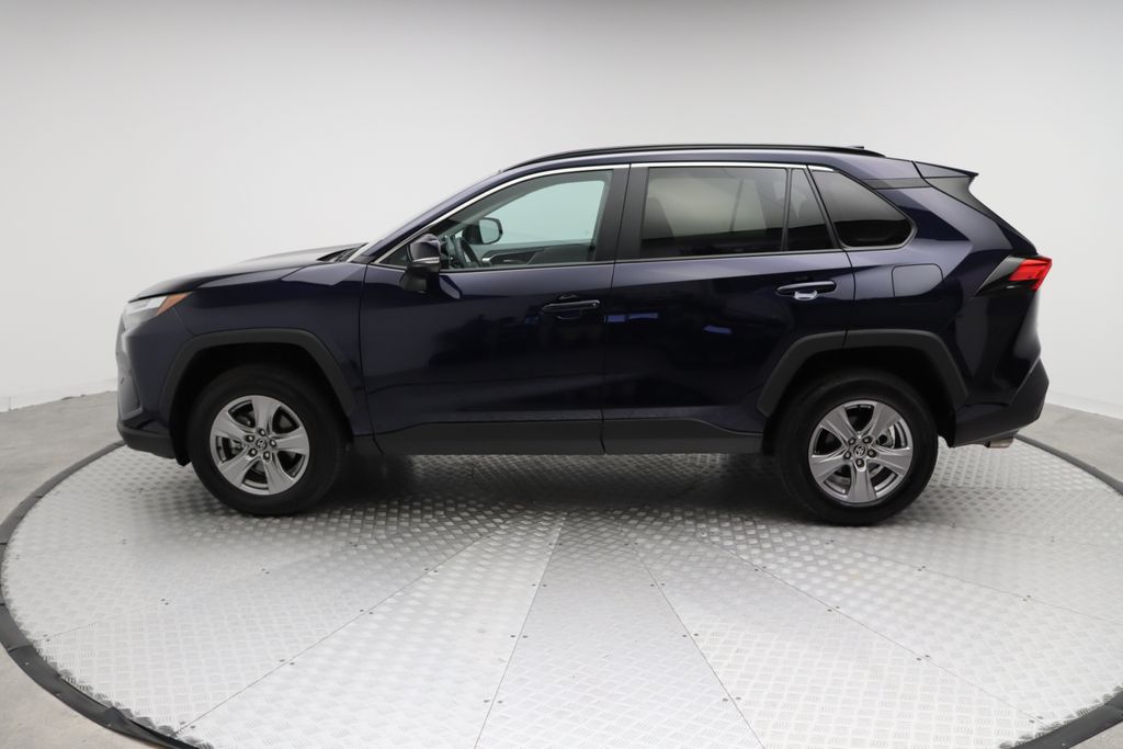 2024 Toyota RAV4 XLE 12