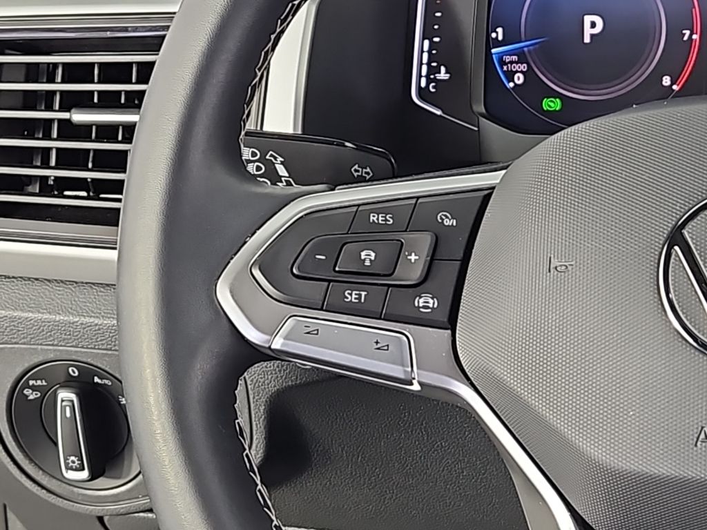 Thumbnail: 2023 Volkswagen Atlas - 29