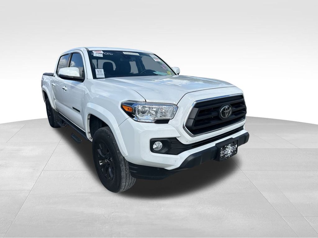 2022 White Toyota Tacoma 2WD SR5 RWD Truck
