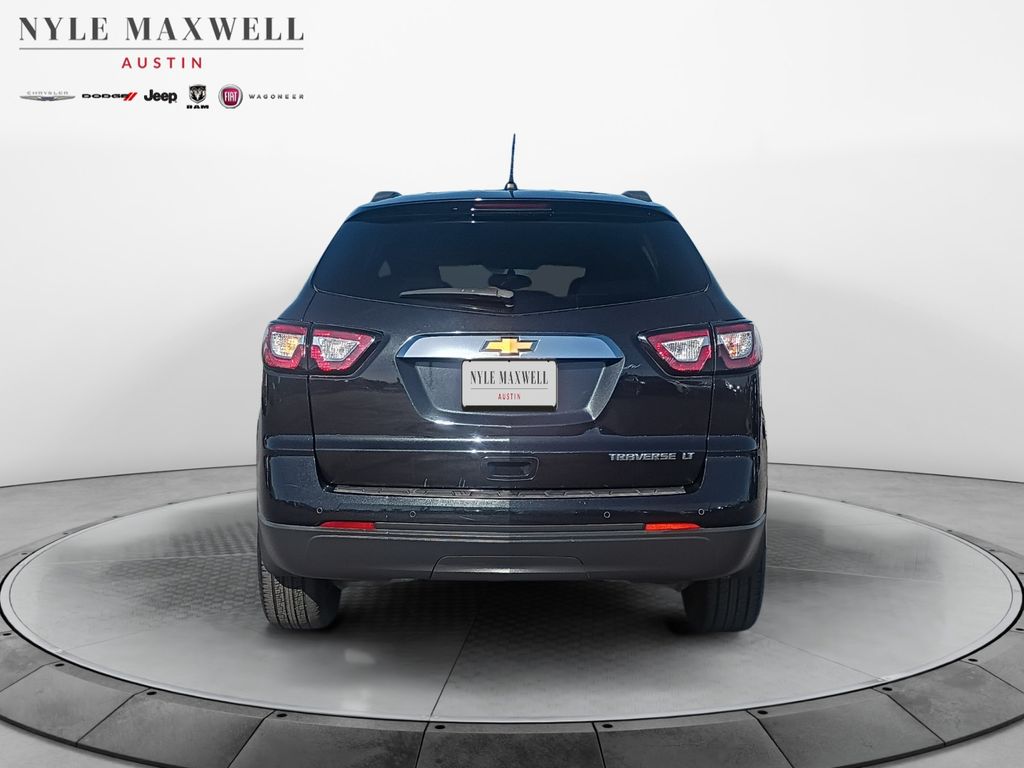 Used Car 2013 Chevrolet Traverse  Lt For Sale Under $10,000 In Austin, Texas