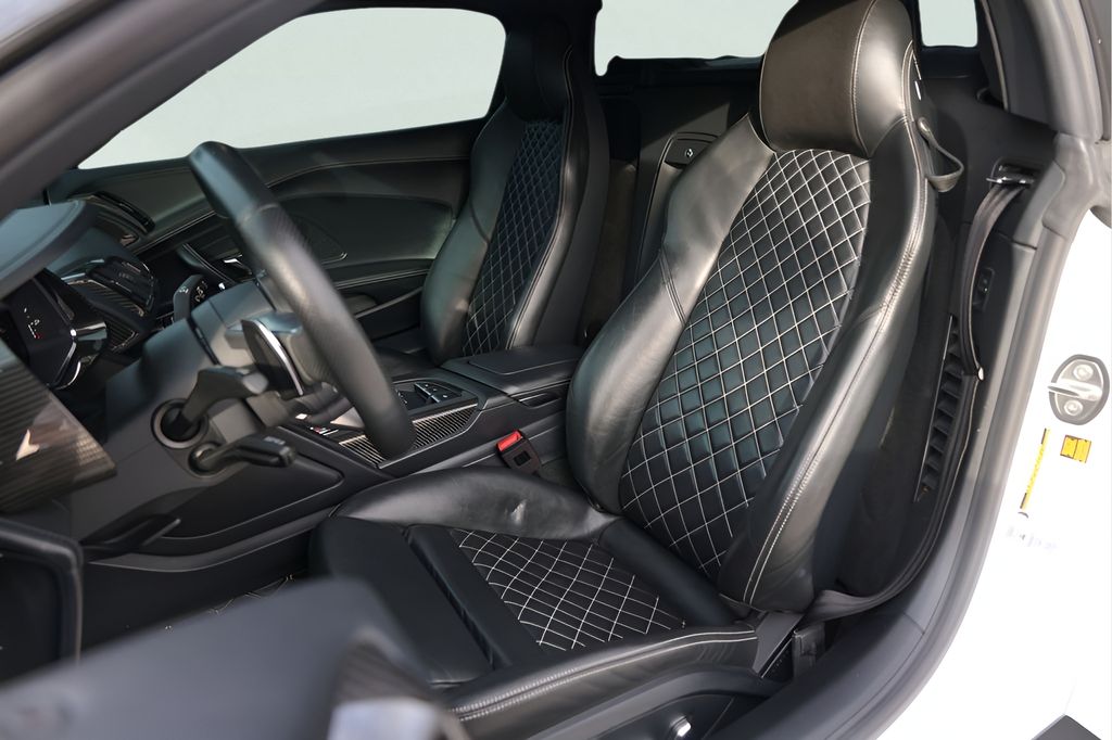 Used Car 2018 Audi R8  5.2 Plus For Sale Under $150,000 In Austin, Texas