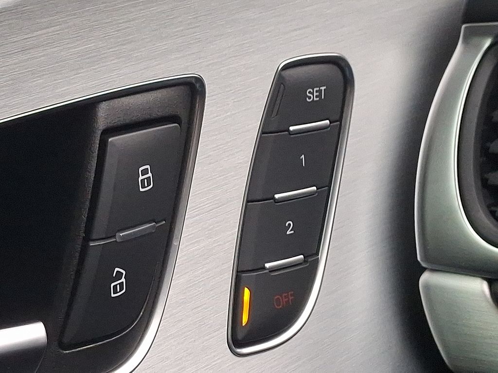 Thumbnail: 2012 Audi A7 - 25