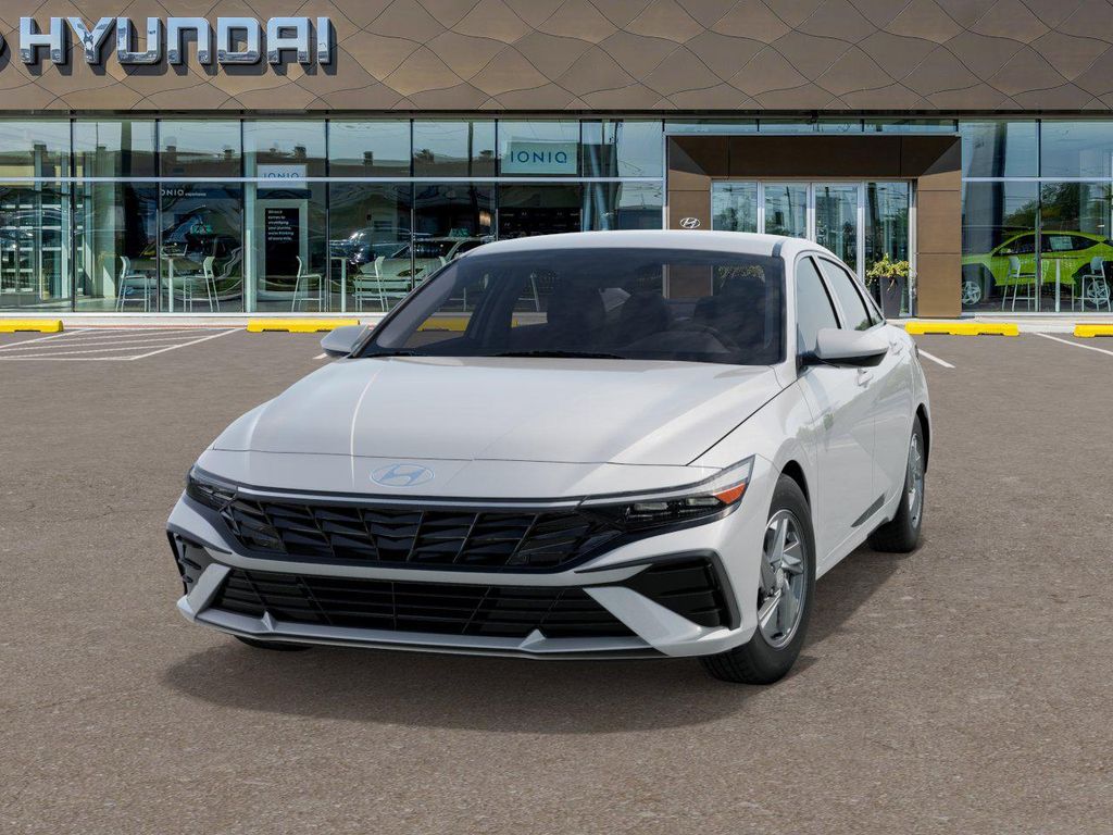 2025 Hyundai Elantra SE 6