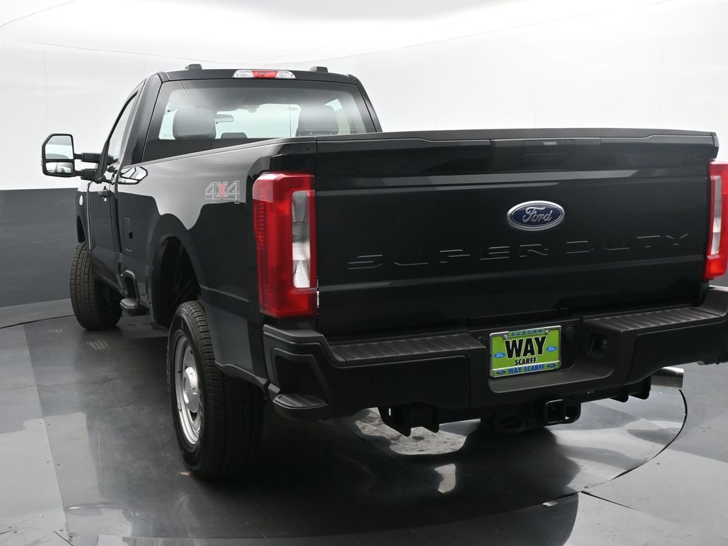 2026 Ford F-350 XL photo 4