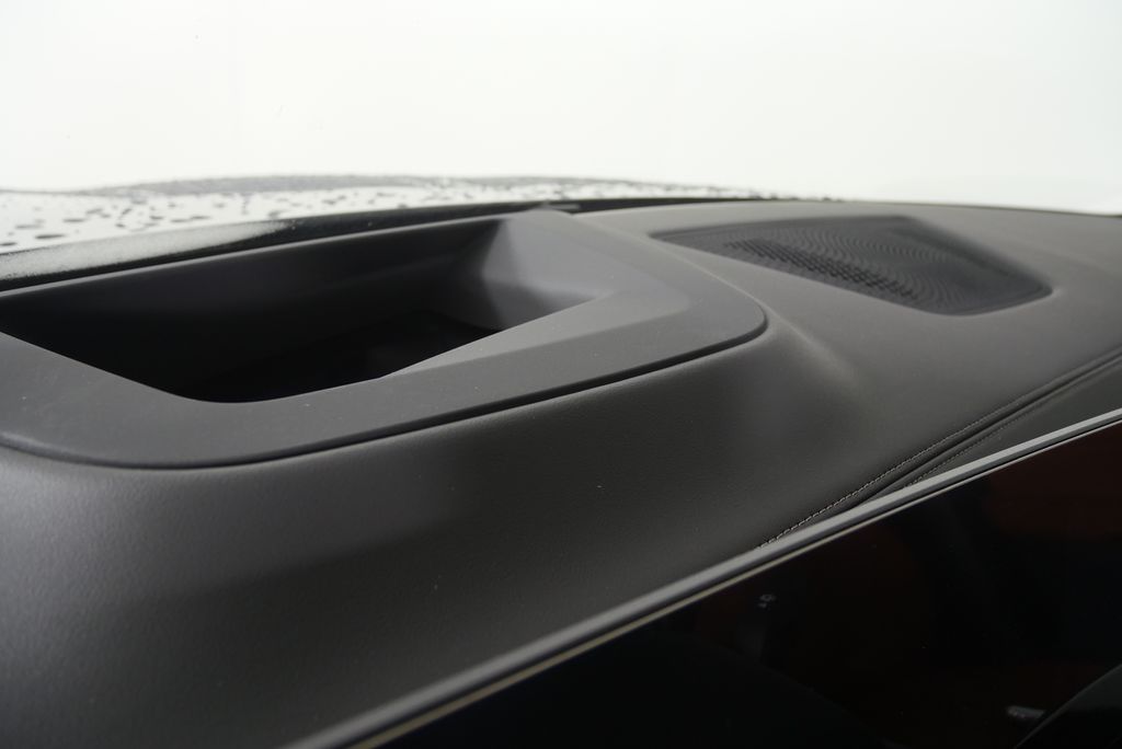 Thumbnail: 2026 BMW X5 - 19