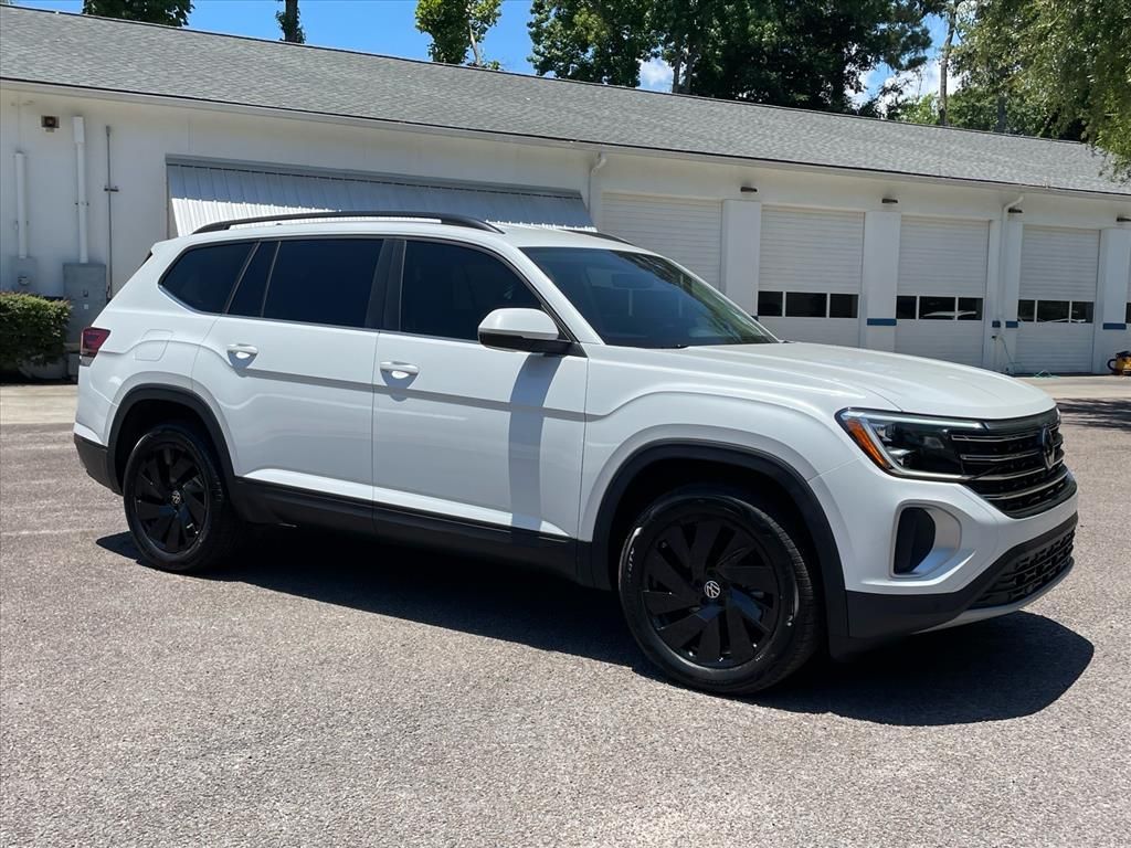 Opal White 2026 Volkswagen Atlas SE FWD with Technology SUV / Crossover Front-Wheel Drive 8-Speed Automatic