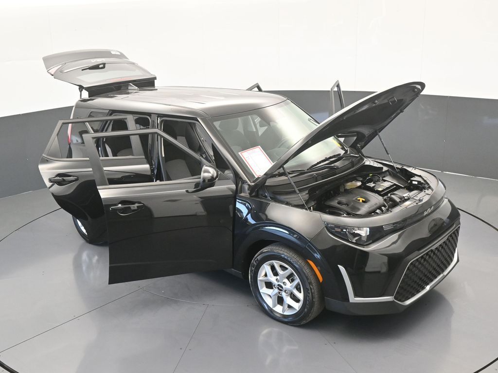 Used 2023 Fusion Black Kia LX image 63