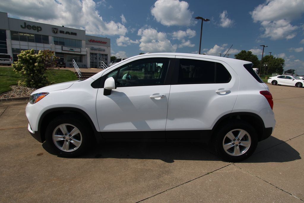 Used 2022 Chevrolet Trax SUV