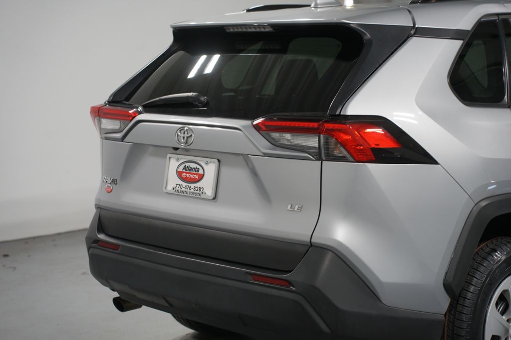 Thumbnail: 2020 Toyota RAV4 - 9