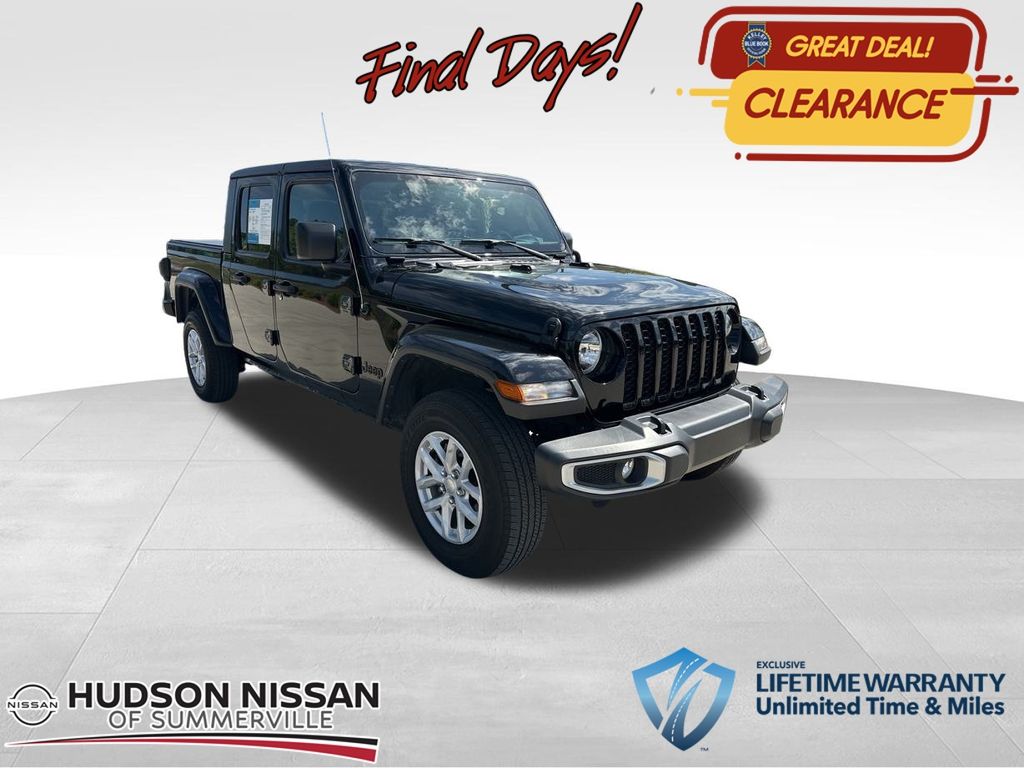 2023 Black Clearcoat Jeep Gladiator Sport Truck