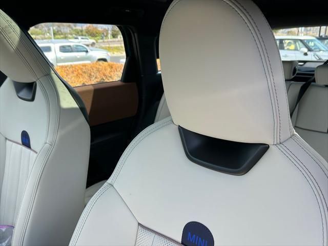 Thumbnail: 2026 MINI Cooper Countryman - 14