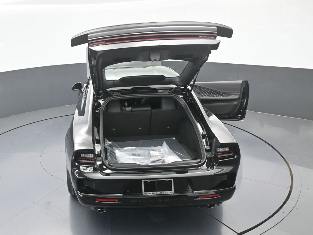 New 2026 Diamond Black Crystal Pearlcoat Dodge R/T Scat Pack image 57