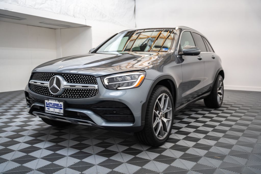 Mercedes-BenzGLC3
