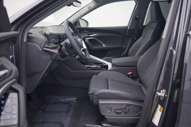 Thumbnail: 2025 Audi Q5 - 6