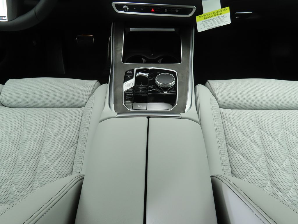Thumbnail: 2026 BMW X5 - 16