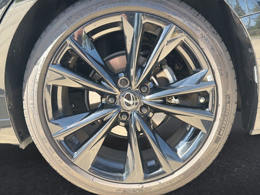 Thumbnail: 2024 Lexus ES - 31