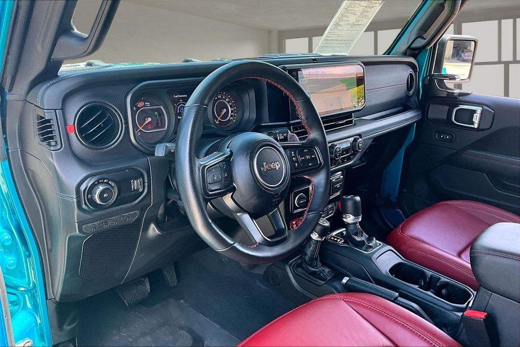 Used 2024 Jeep Wrangler SUV