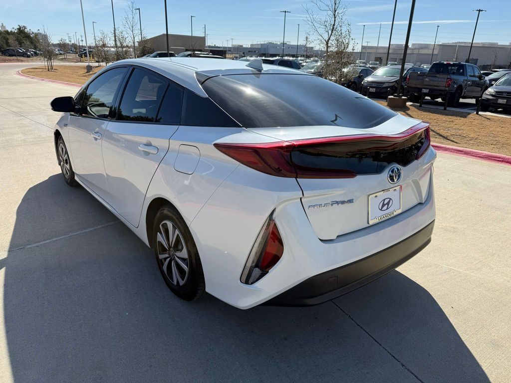 Thumbnail: 2018 Toyota Prius Prime - 7
