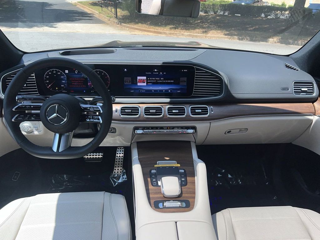 2025 Mercedes-Benz GLS GLS 450 24