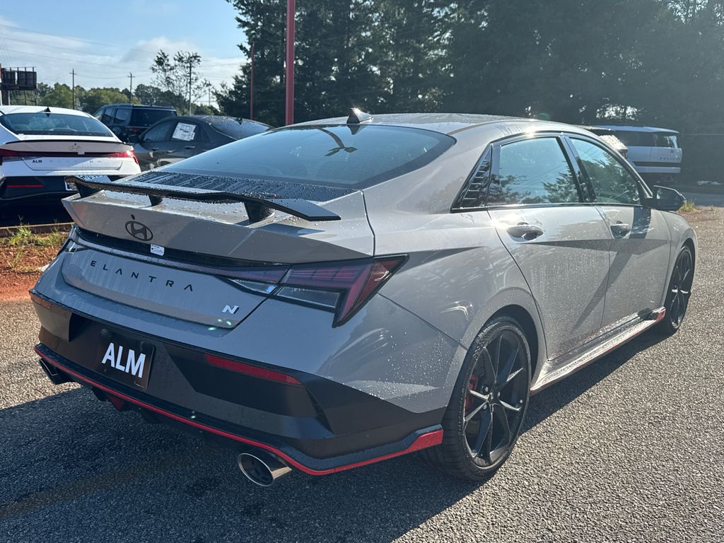 2025 Hyundai Elantra N Base photo 4