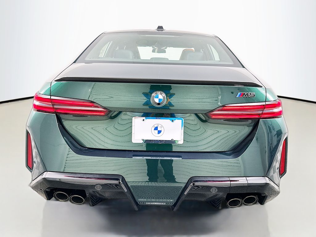 Thumbnail: 2027 BMW M5 - 6