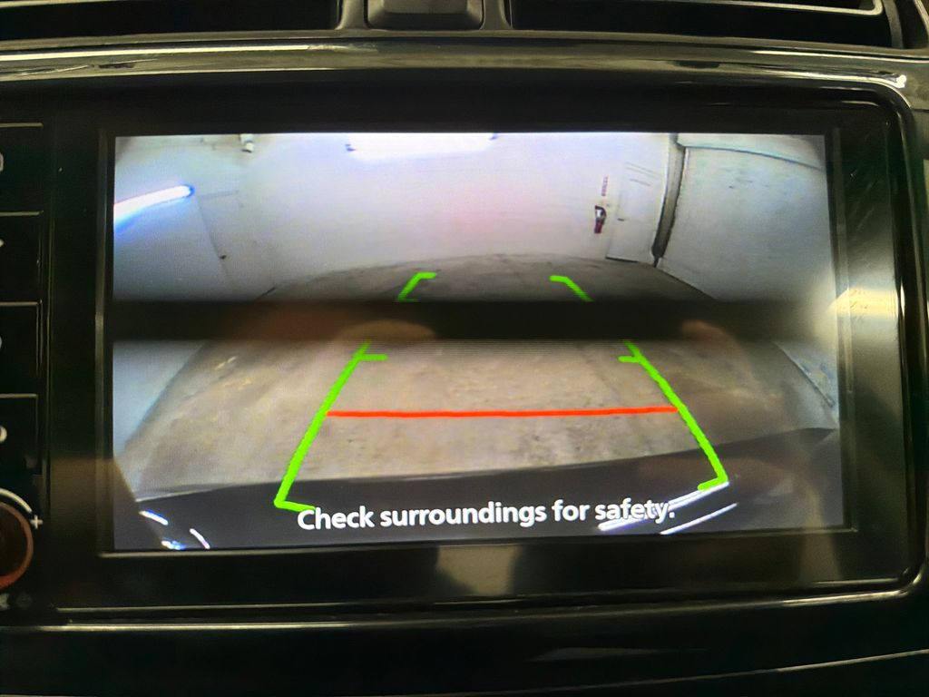 Certified Used 2024  Mitsubishi ES image 25