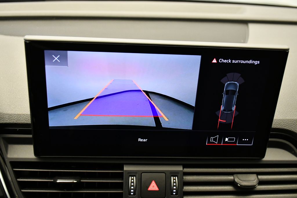 Thumbnail: 2023 Audi Q5 - 27