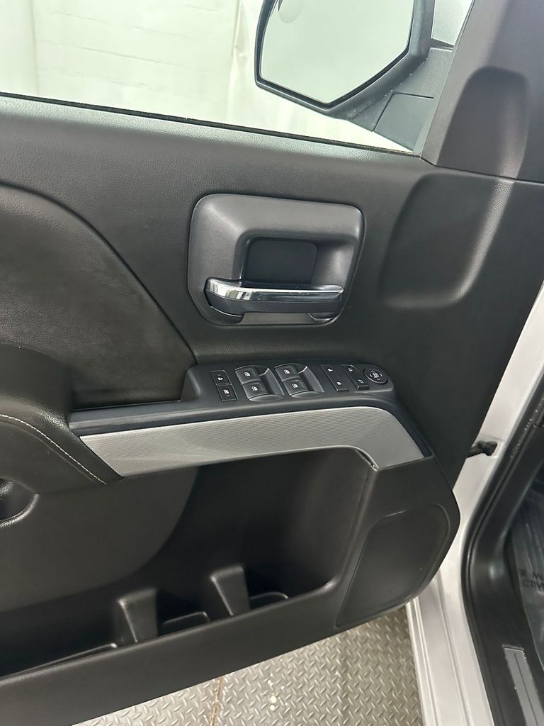 used 2018 Chevrolet Silverado 1500 car, priced at $25,985