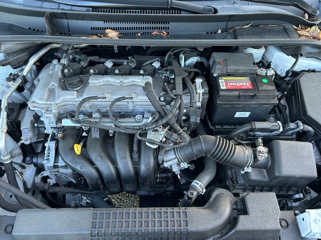 Thumbnail: 2021 Toyota Corolla - 10