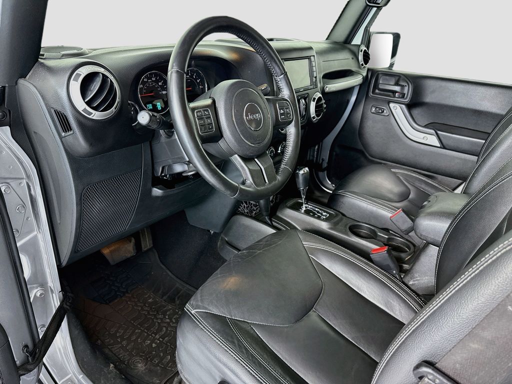 Thumbnail: 2017 Jeep Wrangler - 9