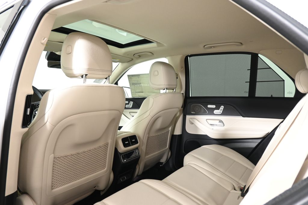 Thumbnail: 2026 Mercedes-Benz GLE - 28